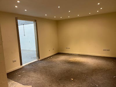 Unit 19 Palace Industrial Estate, Bircholt Road, Maidstone, Industrial / Warehouse To Let - IMG-20251209-WA0009.jpg