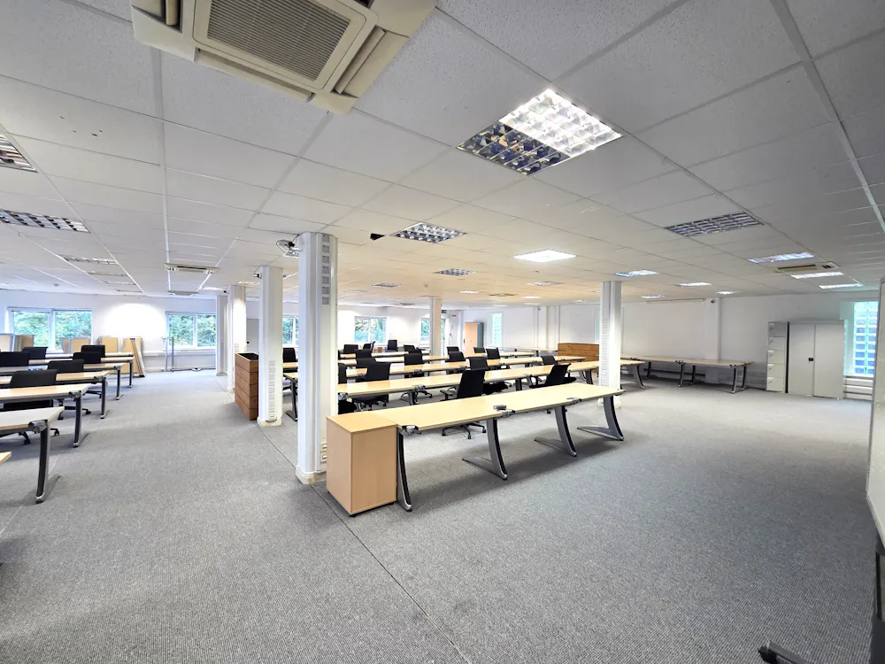 Unit 7, Cleve Business Park - Open plan 1.jpg