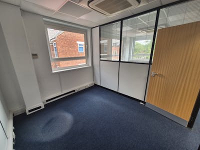Suite 4, 1st floor Ashfield House, Stockport, Office To Let - 20250521_120327.jpg