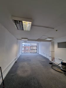 88-93, FONTHILL ROAD, LONDON, Office To Let - ade13fd2394d4d6092b9fad652a1ba8f.jpg