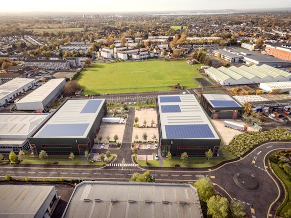 Unit 5, Forest Road Estate, Feltham, Industrial To Let - FelthamInterior_View02FINALv8.jpg