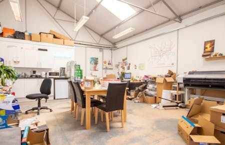 Draycott West, Elcot Mews, Elcot Lane, Off London Road, Marlborough, Office To Let - DraycottWestOfficetoletinternal.jpg