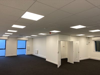 Unit 3 Carlton Court, Unit 3, Leeds, Office To Let - Internal 2.jpeg