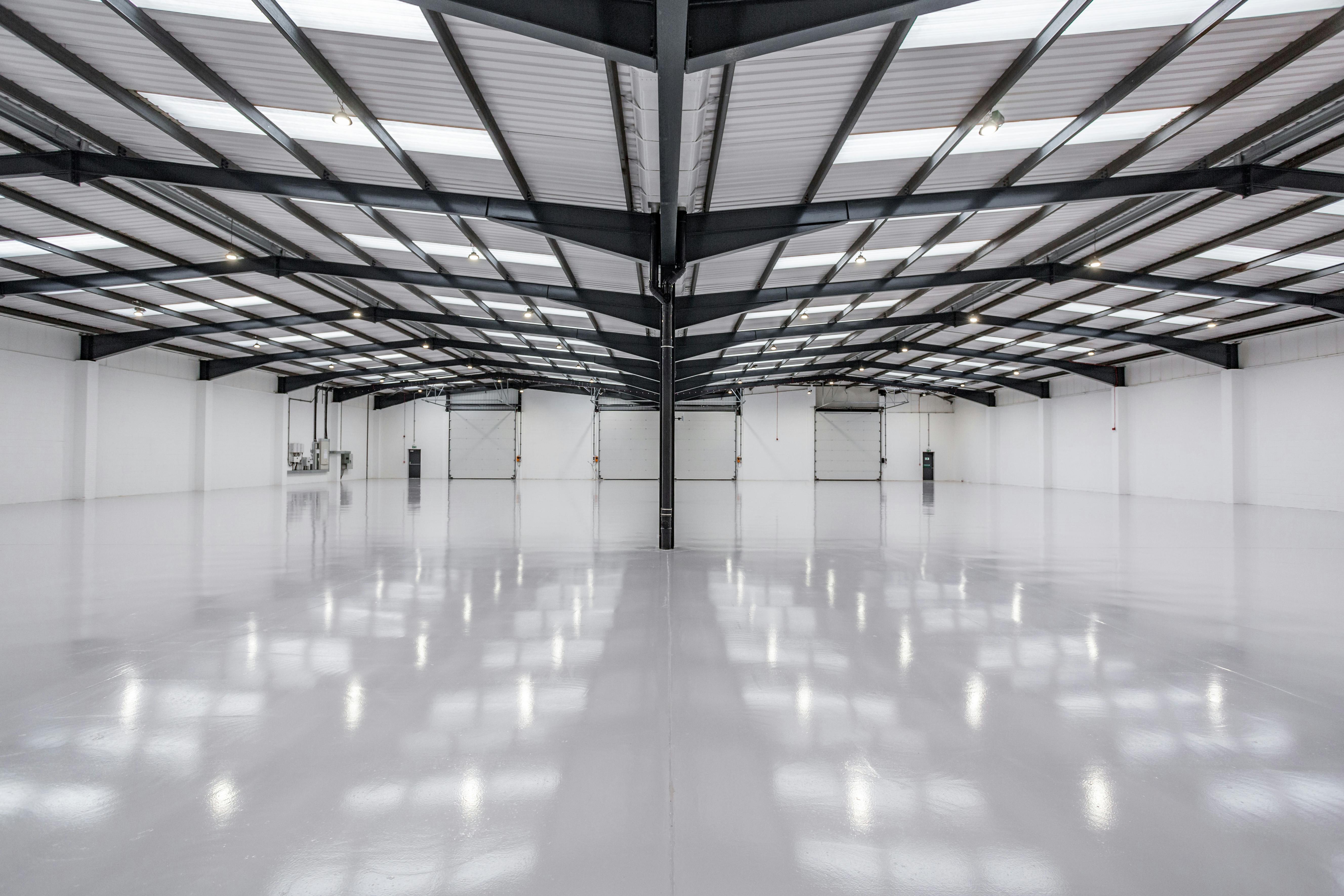 Unit 2 Woodside Industrial Estate, Humphrys Road, Dunstable, Warehouse & Industrial To Let - HLP_T_250922_3105.jpg