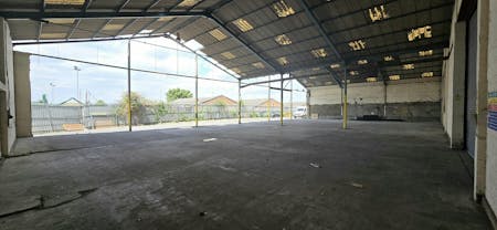 Warehouse 2B, Rippleside Commercial Estate,, Barking, Industrial / Industrial/Logistics / Warehouse To Let - 7f797bd27f63acdf078abb3cd6556b76-20240624-121322.jpg