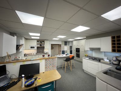 Ground Floor Office, C4 Station Yard, Thame, Office / Retail To Let - IMG_5319.JPG