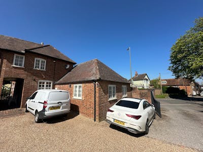 15A Bell Lane, Thame, Office / Other To Let - IMG_5046.jpeg