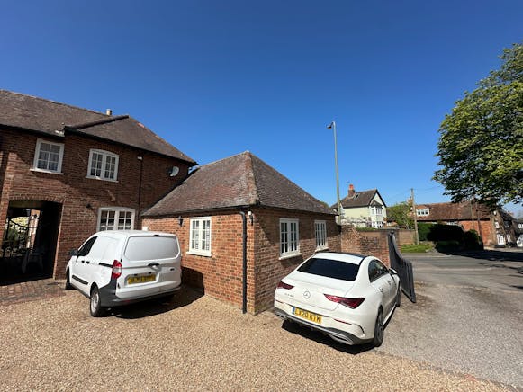 15A Bell Lane, Thame, Office / Other To Let - IMG_5046.jpeg