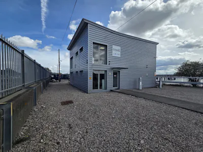 Office Fiddlers Reach, Grays, Office / Yard To Let - WhatsApp Image 2026-09-03 at 3.01.31 PM (2).jpeg