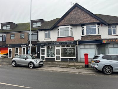 126 Carden Avenue, Brighton, Retail To Let - 3.jpg