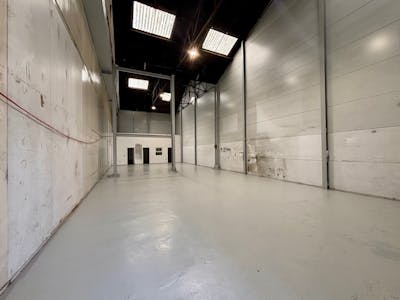 Unit 4A, Wentloog Buildings, Cardiff, Industrial To Let - 4A Wentloog 02.jpg