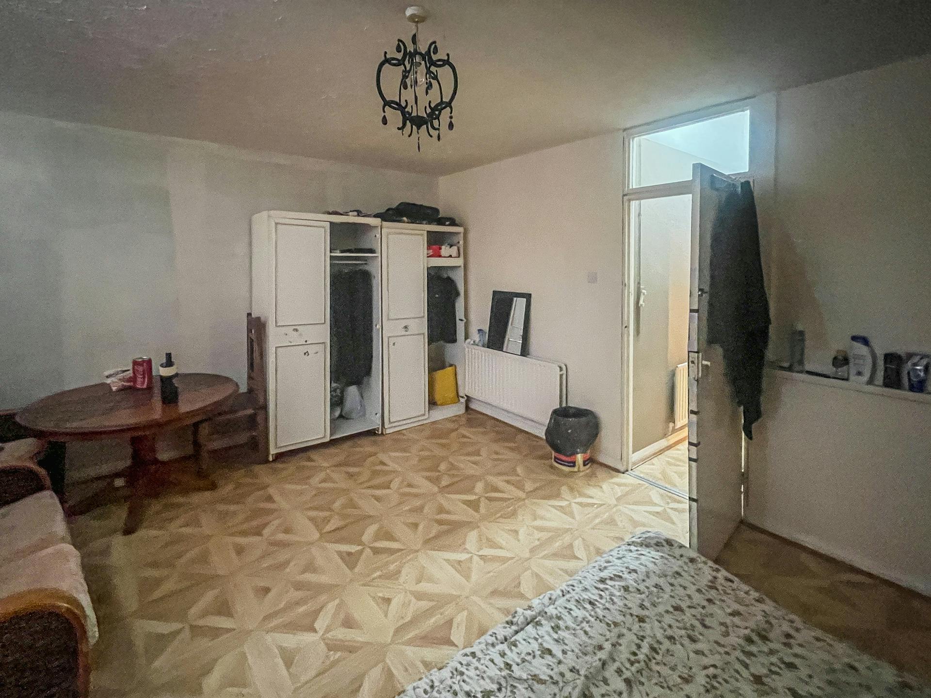 Investment in Bournemouth - photo 3