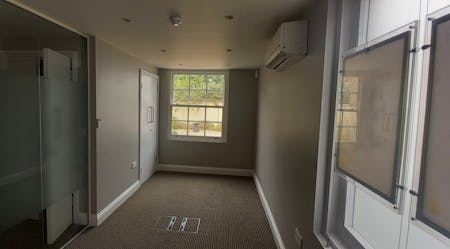 298 Upper Richmond Road West, London, Office / Retail To Let - 20240821_144105.jpg