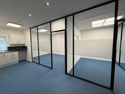 27 The Oakwood Centre, Havant, Business Park / Industrial / Office / Warehouse For Sale - WhatsApp Image 2026-05-12 at 16.06.58 (1).jpeg