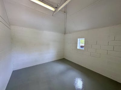 Unit 2, Long Crendon Manor Stables, Long Crendon, Office / Other / Retail To Let - IMG_9812.jpeg