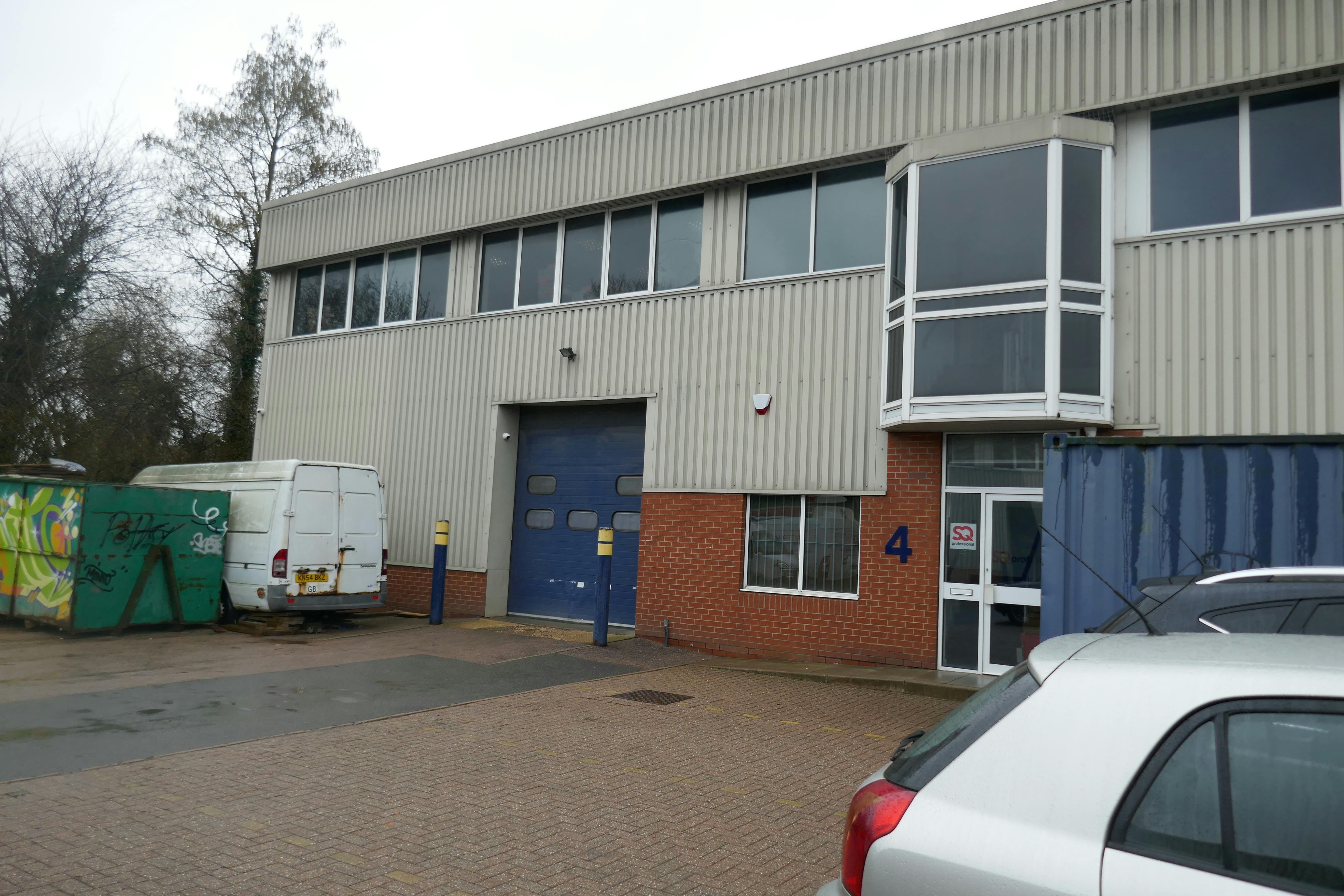 Unit 4, Waltham Abbey, Industrial To Let - P1020185.JPG