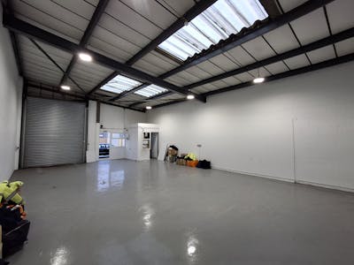 Unit 19 West Howe Industrial Estate, Bournemouth, Trade Counter / Showroom / Industrial / Warehouse To Let - 20260220_160949.jpg
