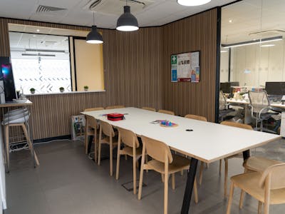 4-7 Teal Court, Anglo Office Park, Amersham, E (Commercial / Business / Service) / Investment / Office For Sale - DSC04136.jpg