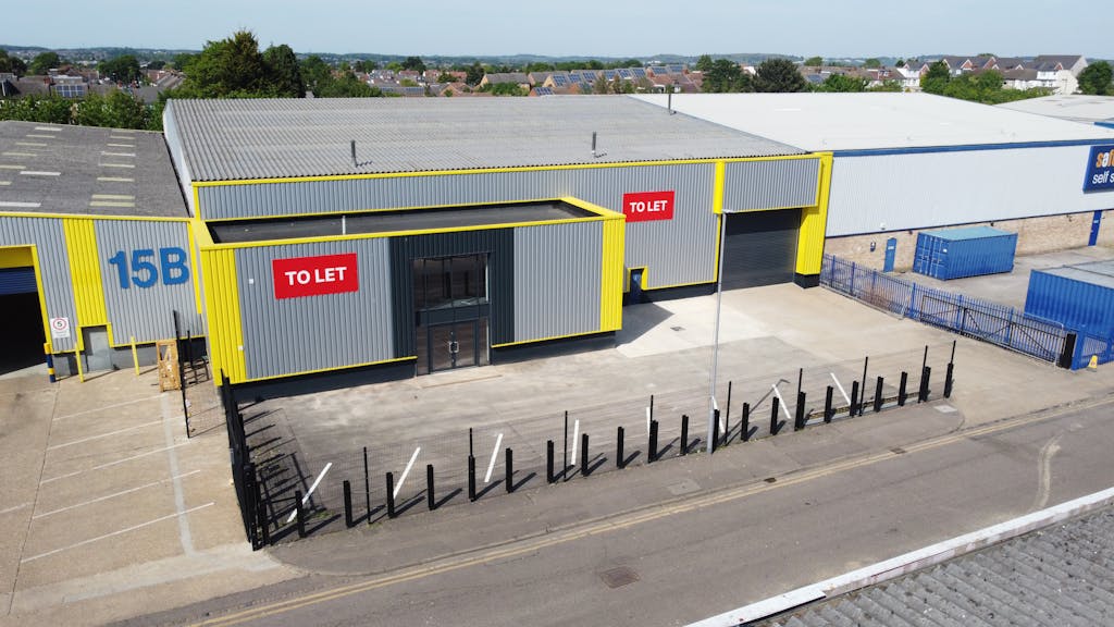 Unit 14B Cosgrove Way, Luton, LU1 1XL
