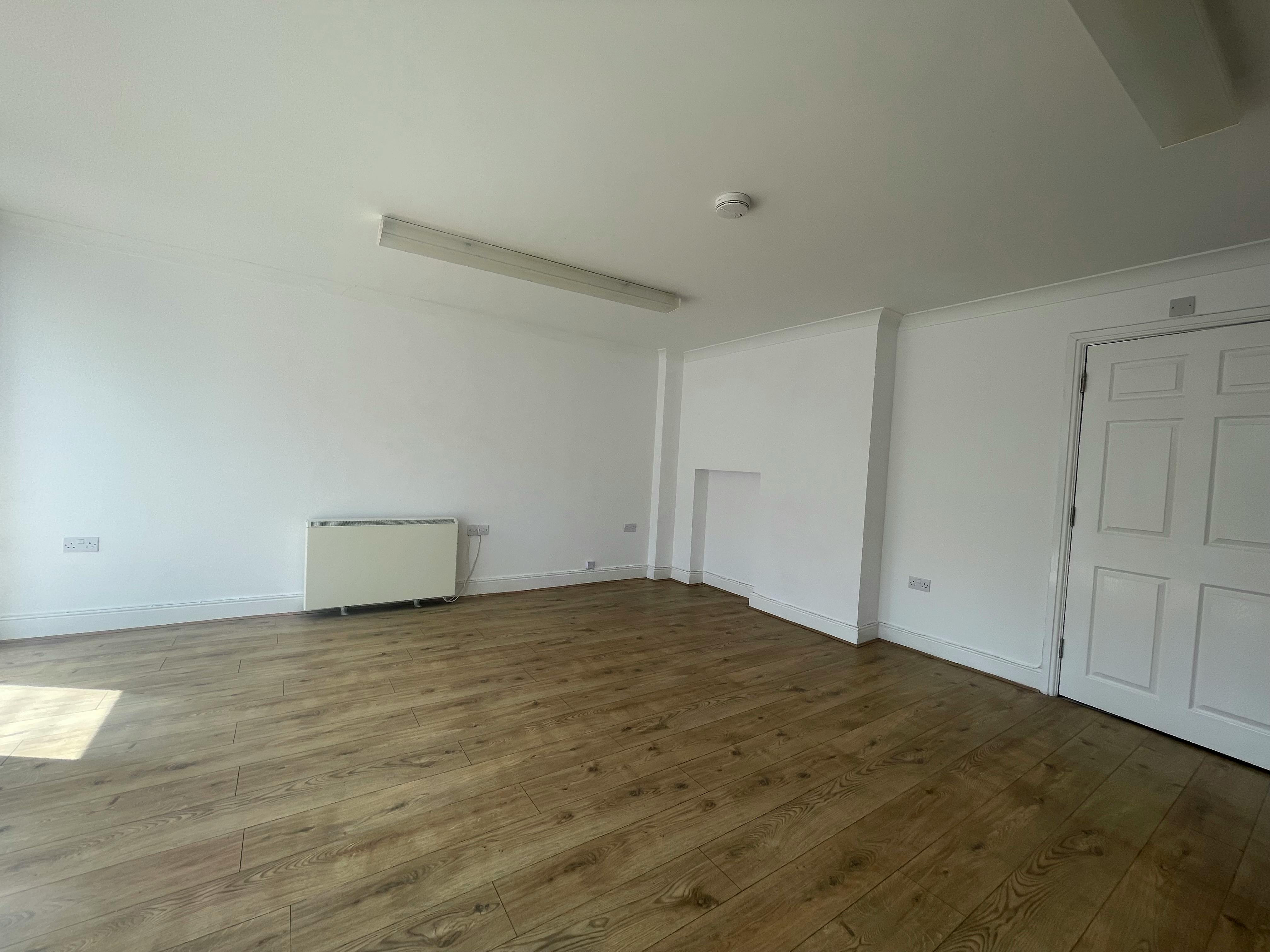 Retail/Shop in Totton - photo 4