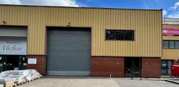 Unit 1B Mayfield Trade Centre, Reading, Industrial / Warehouse To Let - Exterior photo.jpeg