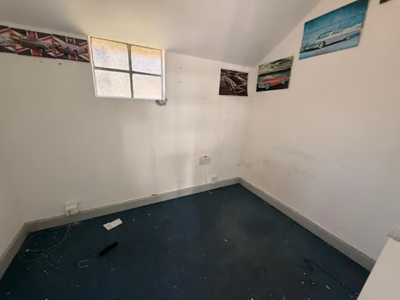 695 London Road, Westcliff, Retail For Sale - WhatsApp Image 2026-06-23 at 13.40.52 (4).jpeg