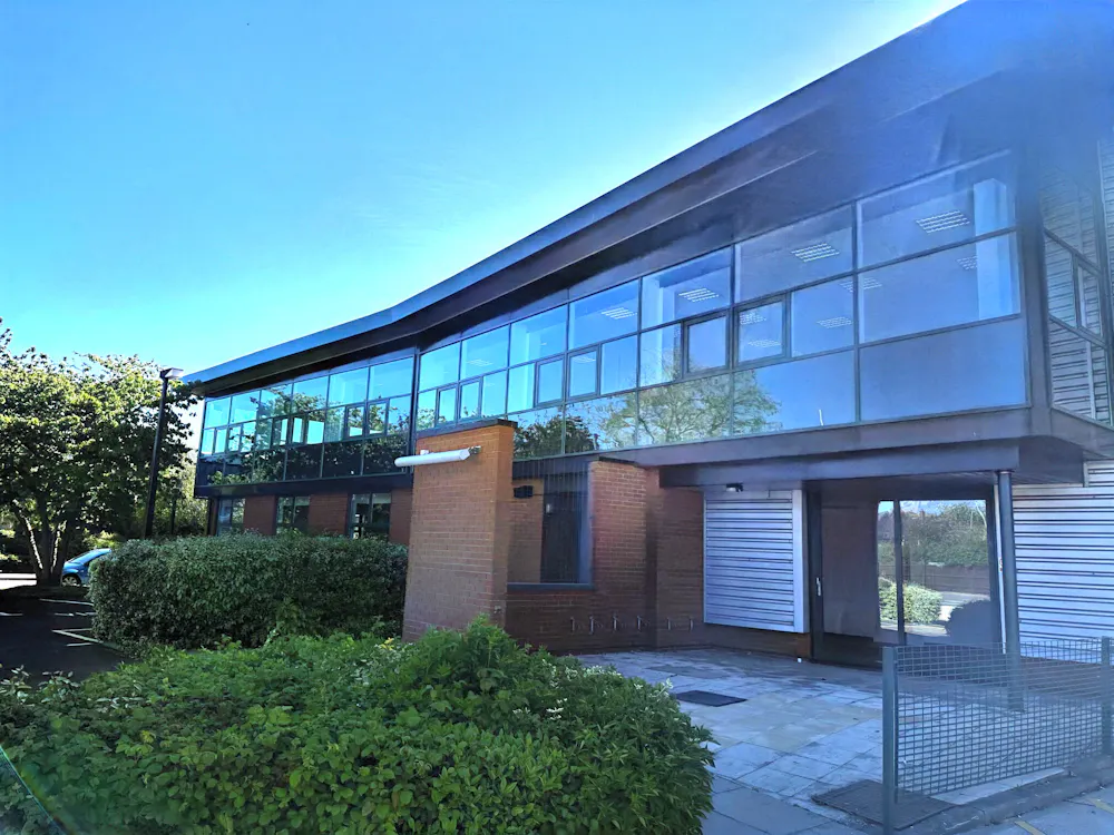 Circuit House, Quayside Industrial Estate - Exterior ii - Edited.jpg