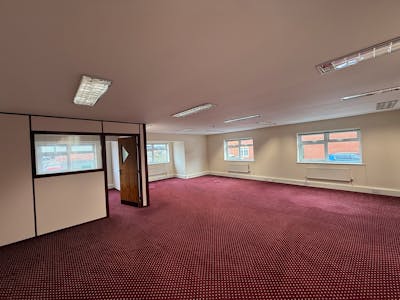 1 Birch House, Bromsgrove, Office To Let - IMG_1627.JPG