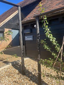 Manor Farm Barns, Hughenden Manor, High Wycombe, Office To Let - IMG20250909WA0018.jpg