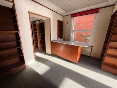 Right Side, 57 London Road, Southend-on-Sea, Retail To Let - IMG20251202WA0023.jpg