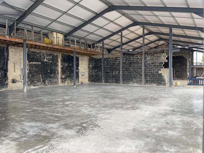 Units A & B, 8 Deacon Way, Reading, Industrial / Warehouse To Let / For Sale - 8 Deacon Way - 3.jpg