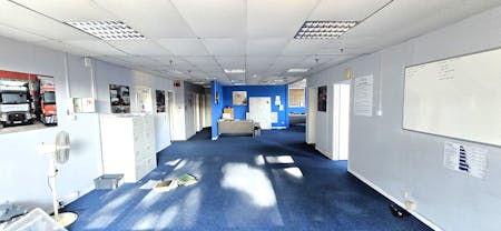 Unit 5, Lancing Business Park, Lancing, Industrial To Let - 20251121_123747 - Edited.jpg
