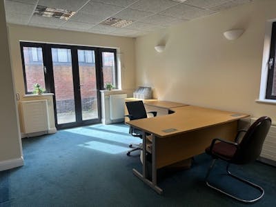 12 Mill Street, Slough, Office To Let - Mill st int 4.jpg