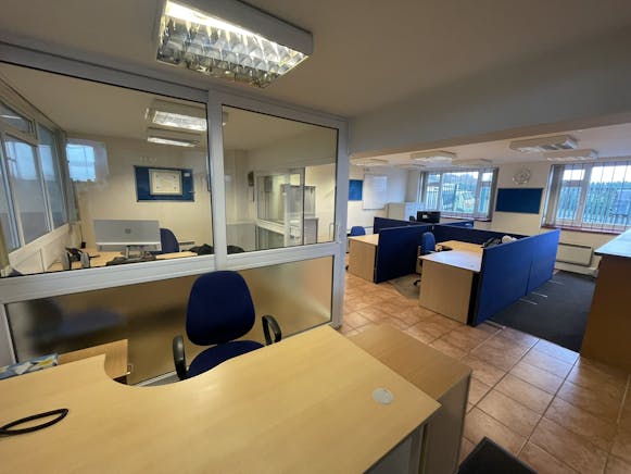 8B Brett Drive, Bexhill-on-Sea, Industrial For Sale - IMG_3956.JPEG