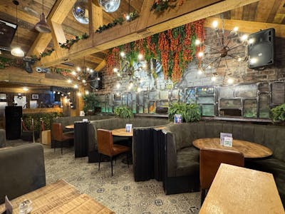 Irish Bar, Restaurant and Function Space with Beer Garden, Mulligan's, Ayr, A3 (Restaurants and Cafes) / Bar / Pub / Restaurant For Sale - IMG_8381.jpg