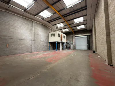 Unit 12 Capitol Industrial Park, Colindale, Industrial To Let - 20260828_123721215_iOS.jpg
