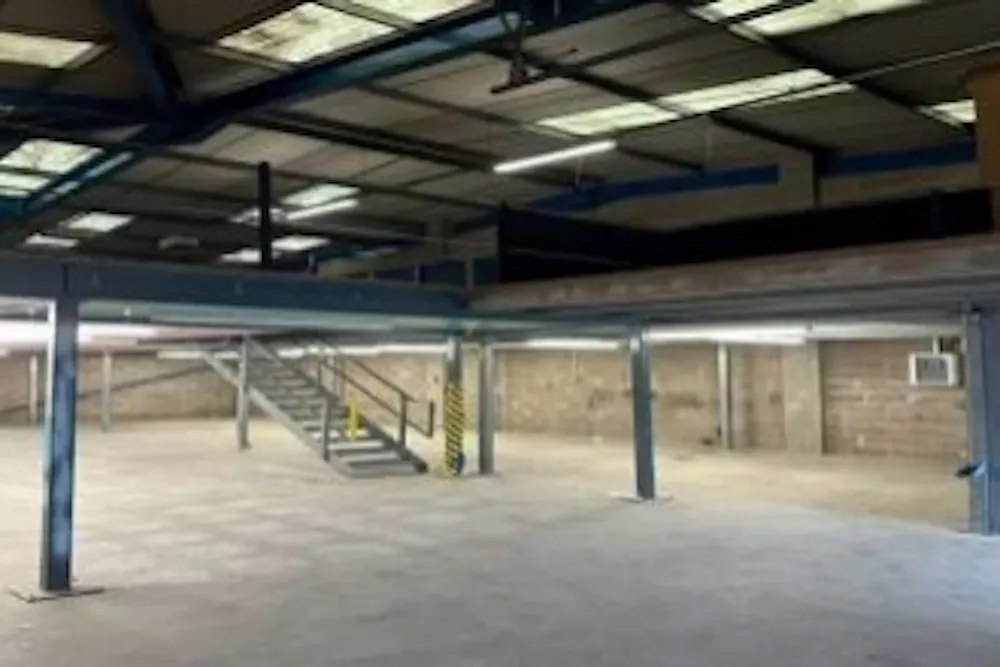 The Oasis - Oasis Irlam1.jpg