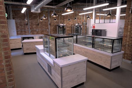 Café - Morton House, 21 Kimpton Road, Luton, Retail To Let - Untitled_HDR-2.jpg