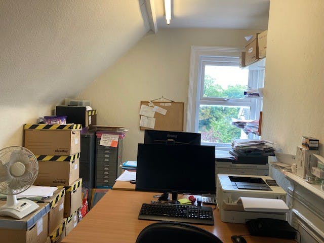 12 Kings Ride, Camberley, Offices For Sale - 2nd floor office.jpg