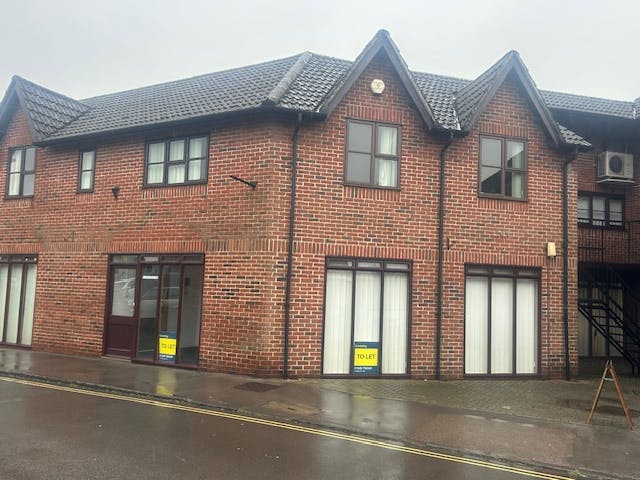 11 Couch Lane, Devizes, Offices To Let - IMG_0572.jpeg