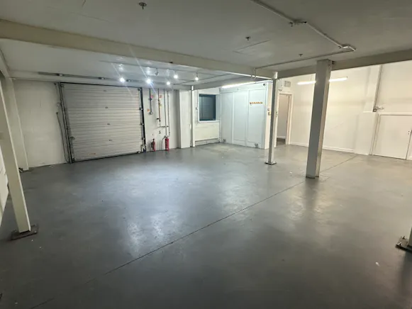Unit 12 Oliver Business Park, Park Royal, Industrial / Offices To Let / For Sale - IMG_4368.JPEG