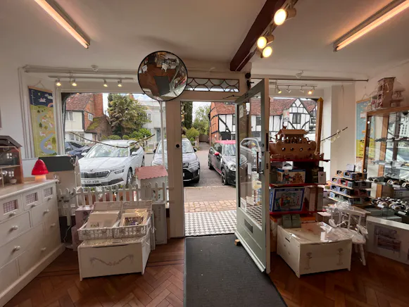 35 High Street, Amersham, Offices / Retail For Sale - 20260615_100506905_iOS.jpg