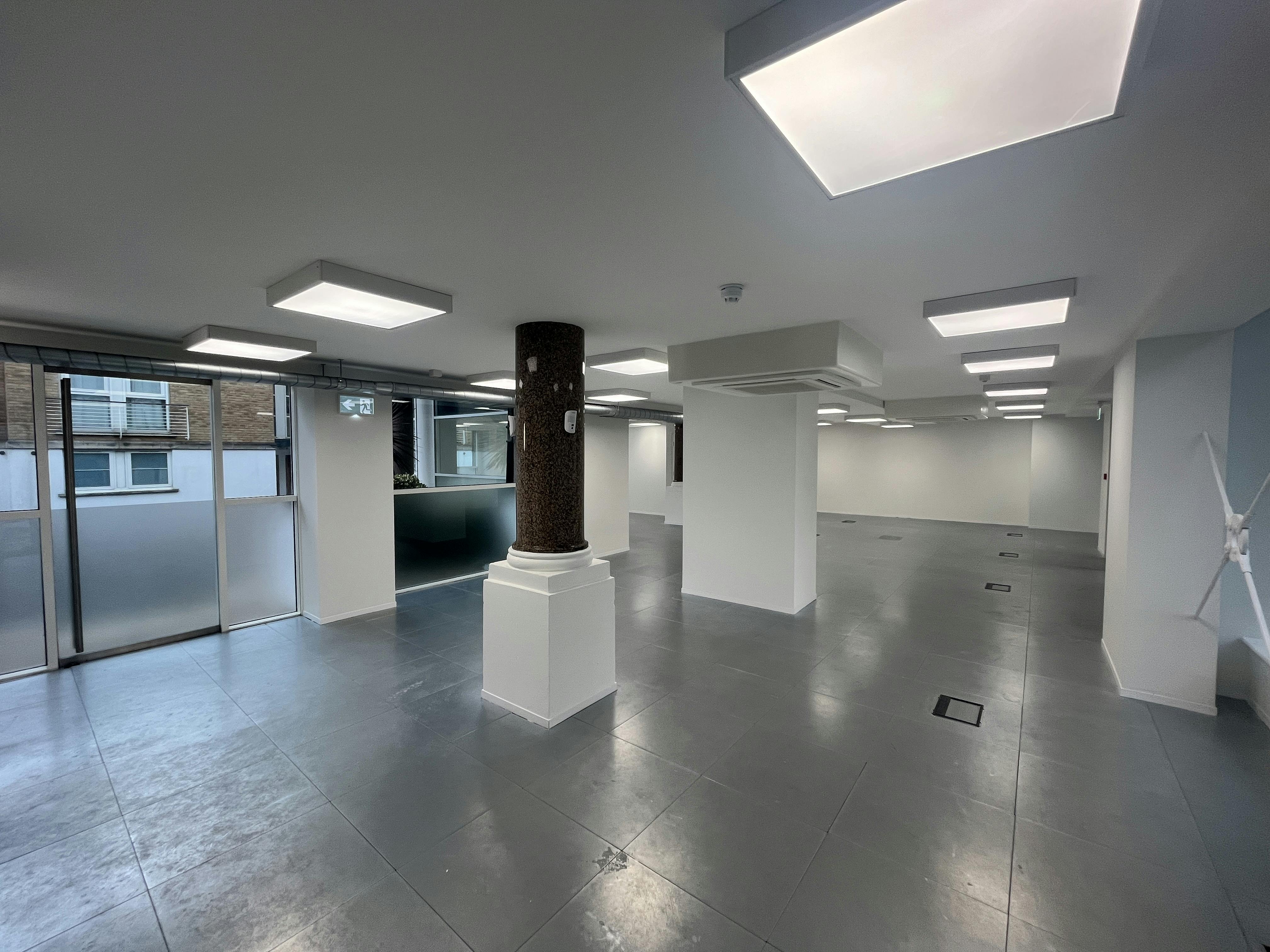 282 North End Road, 282 North End Road, Fulham, Office To Let - 20251029_110635828_iOS.jpg