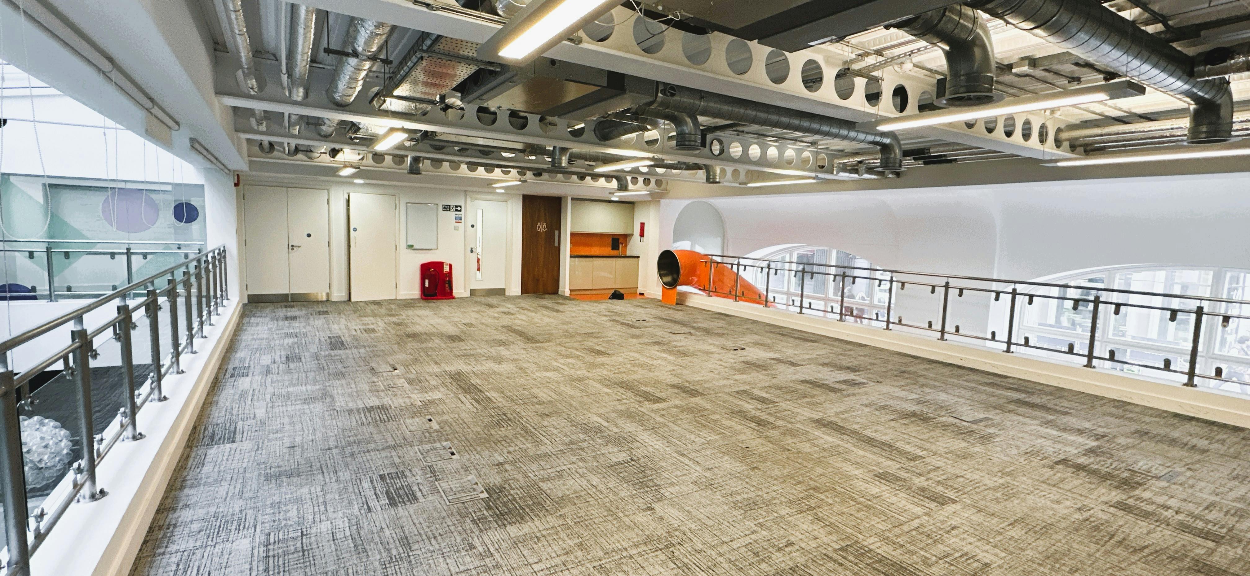 67-68 Long Acre, London, Offices To Let - 67 - 68 Long Acre, London WC2E 9JD - mezz 1.jpg