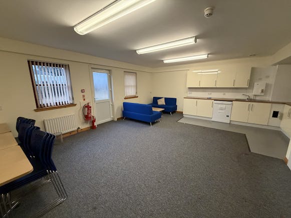 Millenium House, 1 Maidenplain Place, Auchterarder, Offices To Let - IMG_0669.JPG