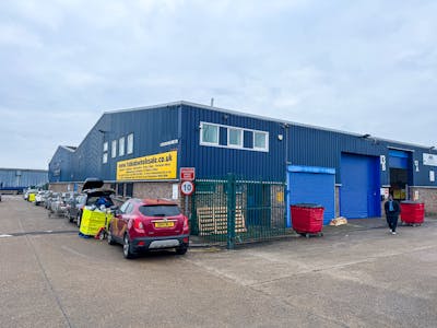 Heathway Industrial Estate, 13 Manchester Way, London, Industrial To Let - IMG_5398.jpg