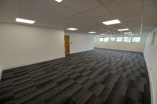 Unit 12 Commerce Park, 19 Commerce Way, Croydon, Industrial To Let - 3103132_5sh9fzm03o391f54a.jpeg
