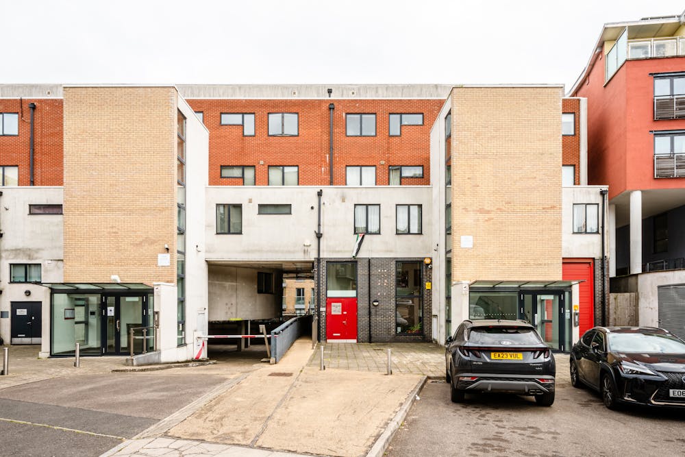 1-4 Andersens Wharf, 20 Copenhagen Place - Andrews Wharf 14  19.jpg