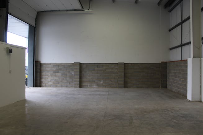 4 Abbey Point, Waltham Abbey, Industrial To Let - IMG_0666.JPG