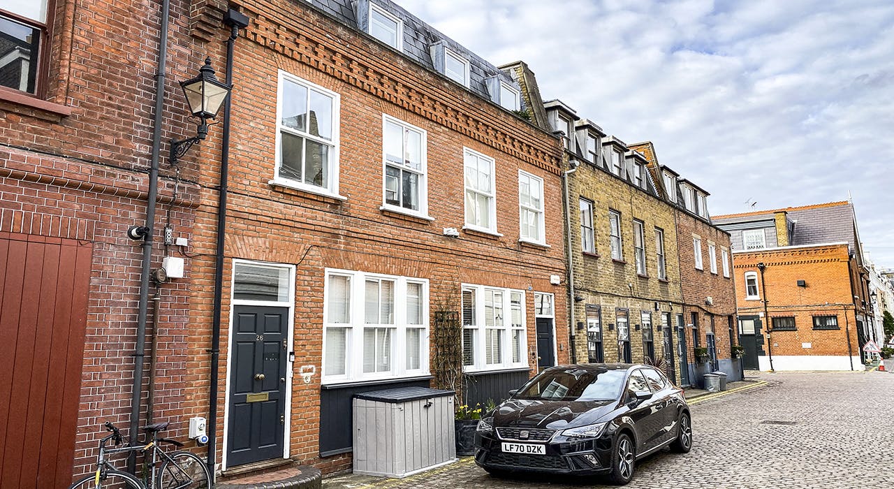 26 Adam & Eve Mews, 26 Adam & Eve Mews, Kensington, Office To Let - 26 Adam  Eve Mews Kensington W8 Office to let West London EXT2.jpg